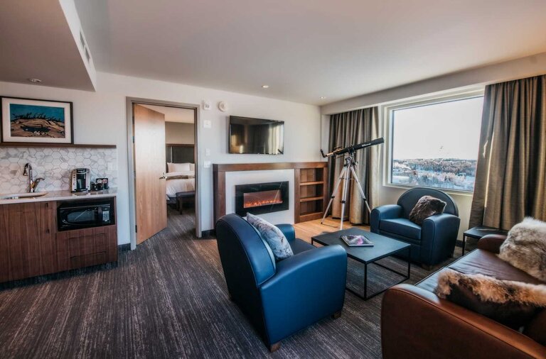 Gallery Photos of Explorer Hotel and Yellowknife